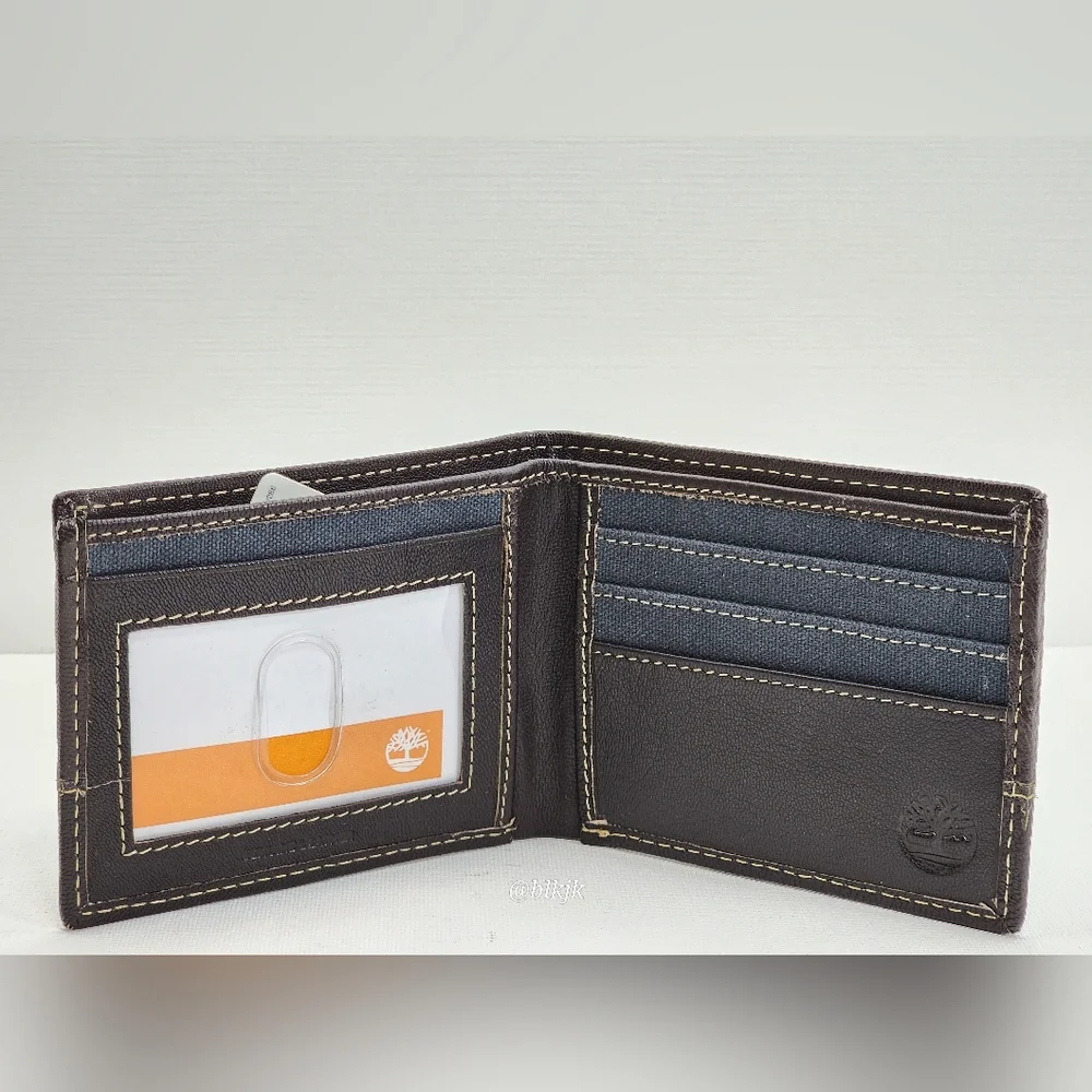 Men's Timberland Canvas And Leather Wallet And Key Fob Set